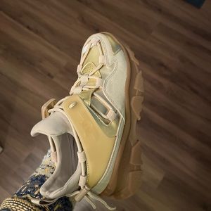 Brand New Pinko shoes,6us/36 eu,with the original box and dust bags.